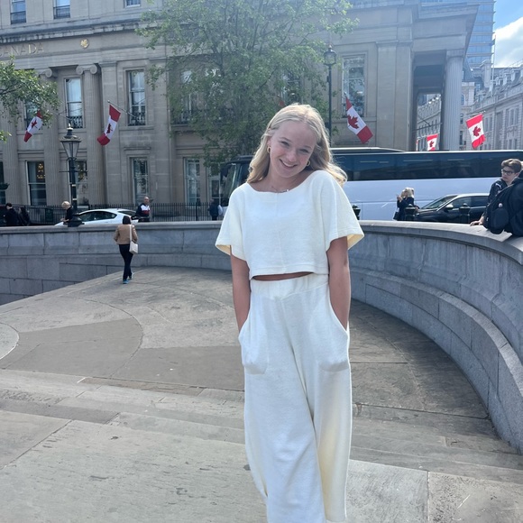 Meet your Posher, Molly - Picture 1 of 1